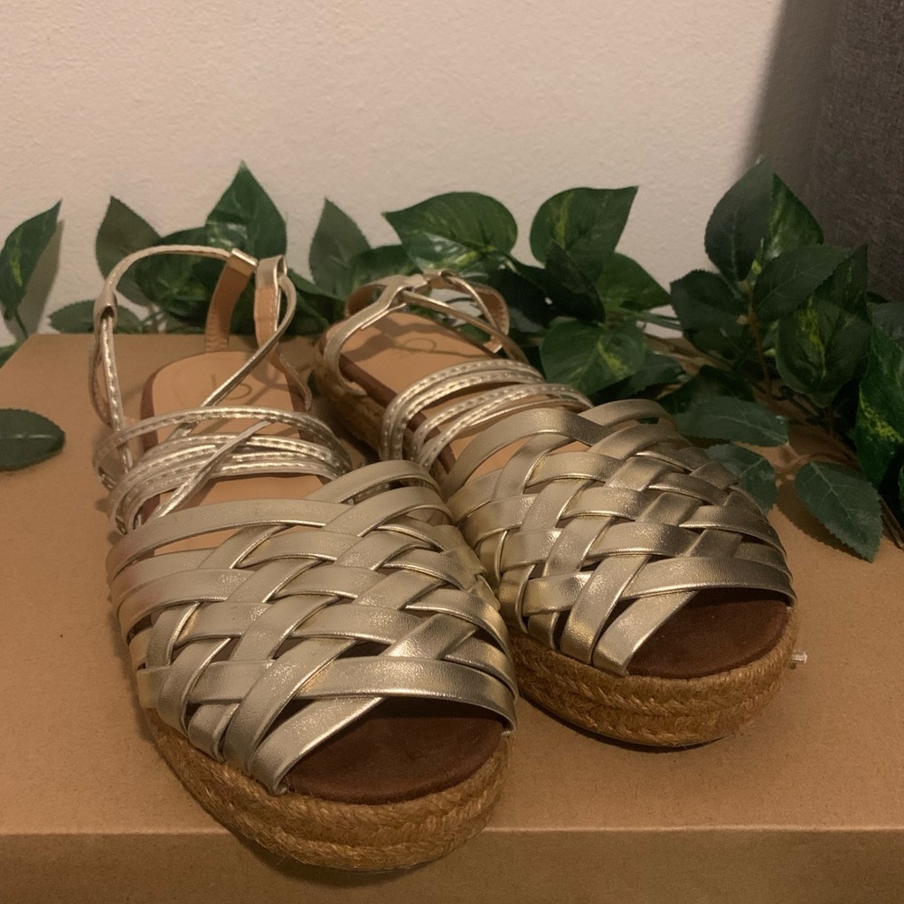 Bakers Metallic Woven Sandals